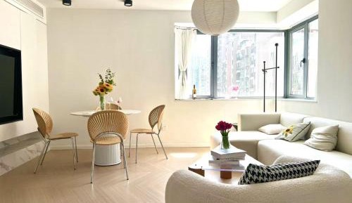 Deluxe Family Suite