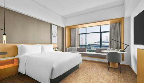 Selective King Room with Stadium View and City View