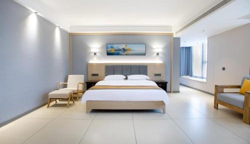 Queen Room