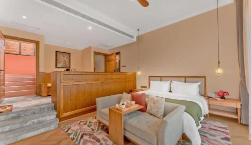 Suite with Mountain View