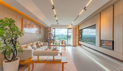 Three-Bedroom Suite