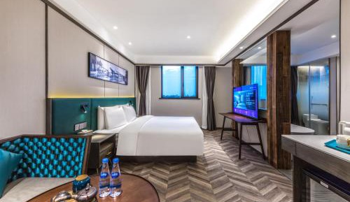 Double Room with Spa Bath