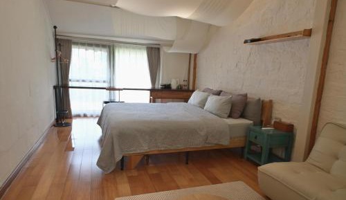 King Room with Mountain View