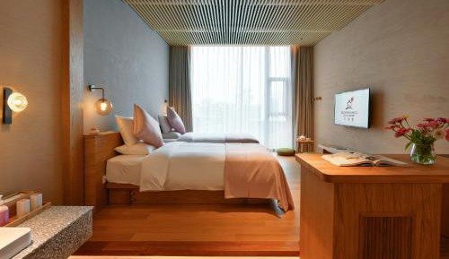 Twin Room with Inner View