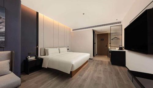Premium Queen Room