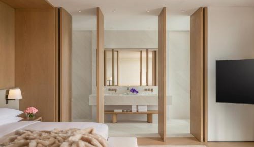 King Room with Erhai Lake View