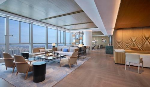 Executive King Room with M Club Access