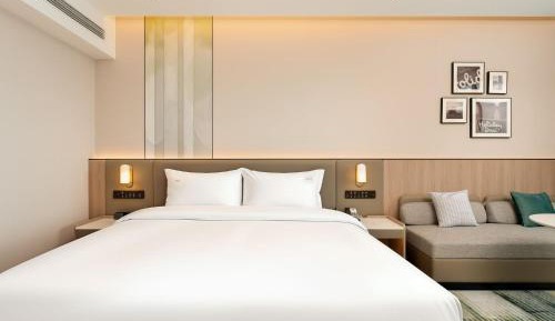 Standard King Room - Accessible