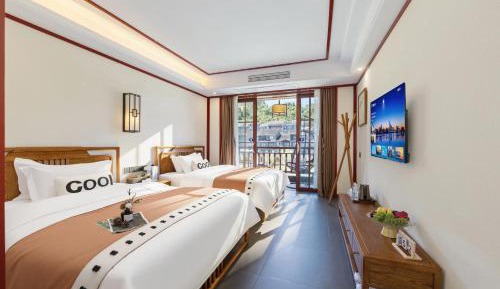 Deluxe Twin Room