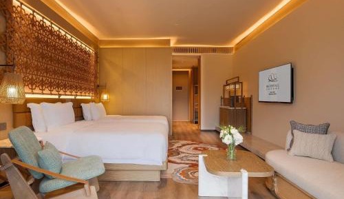 Deluxe Double Room with Two Double Beds and Expo Park View - Private Courtyard