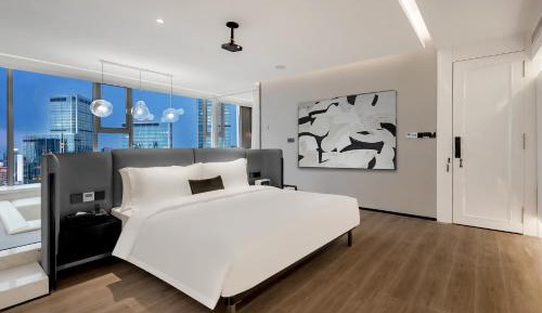 Apartment with View