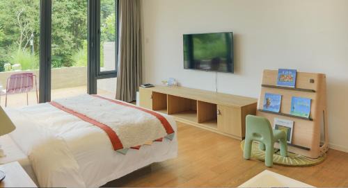 Deluxe Family Suite