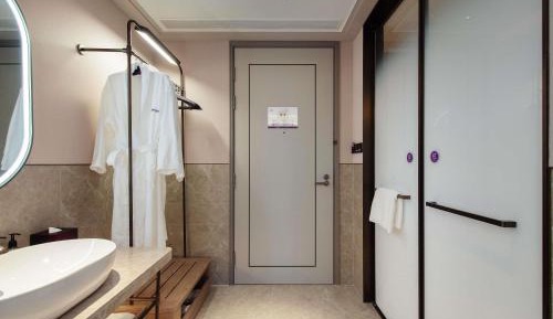 Business Twin Room