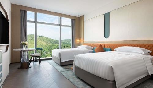 Deluxe Twin Room with Garden View