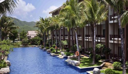 Deluxe Twin Room with Pool View
