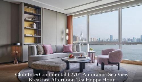 One-Bedroom Suite with Sea View