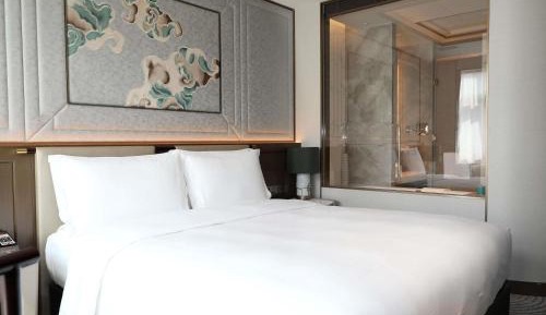 Classic Room King Bed