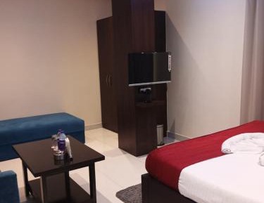 Deluxe Family Room