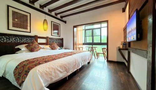 King Room with Mountain View