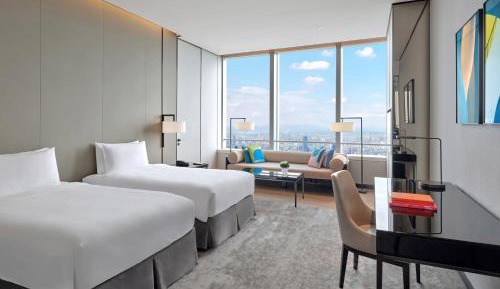 Twin Room with City View