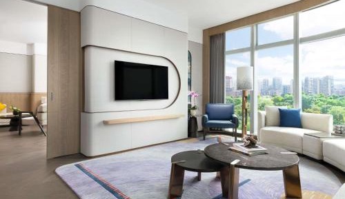 Superior Suite, M Lounge Access, 1 King Size Bed, City View 