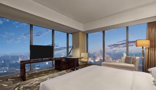 Premium Deluxe Executive King Room