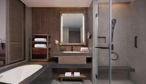 Select Double Room with Two Double Beds and City View