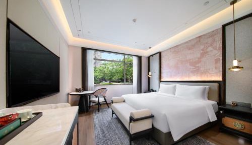Superior Queen Room
