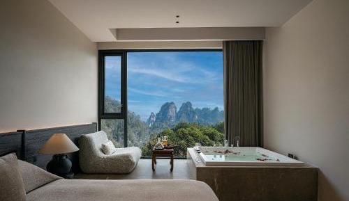Deluxe Double Room with Bath