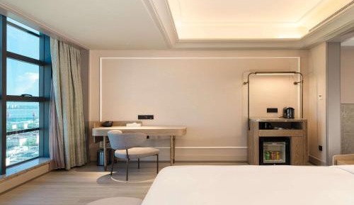 Deluxe Double Room with City View