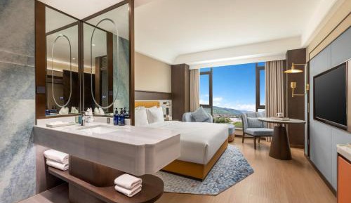 Standard King Room with Extra Floor Space