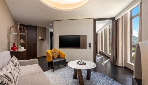 One-Bedroom Suite