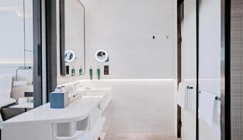 King Guest Room