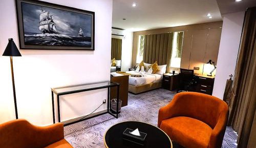 Superior King Room