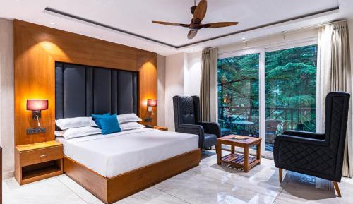 Deluxe Room with Balcony