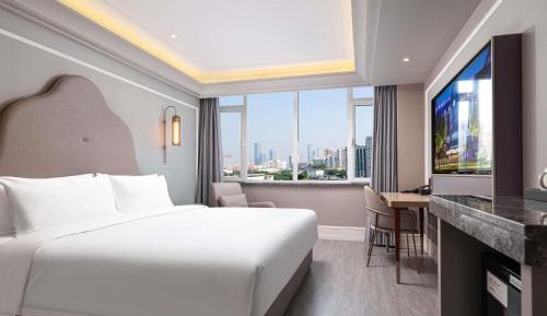 Superior King Room