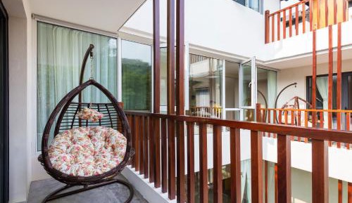 Family Room with Mountain View