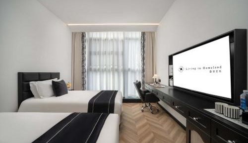 Twin Room with View