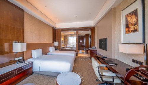 Executive River View Twin
