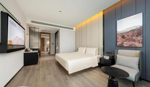 Premier Suite with River View