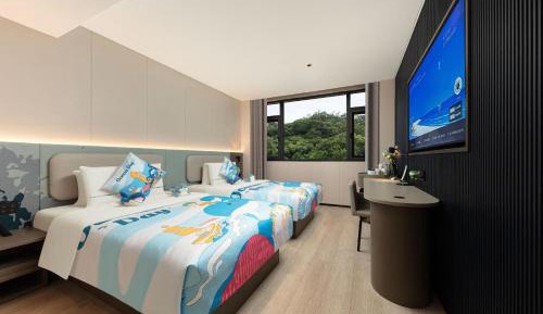 Select Family Twin Room