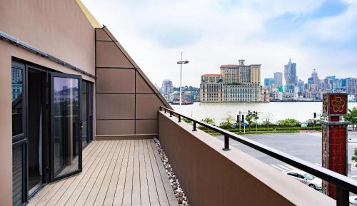 Deluxe Suite with Sea View