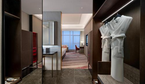 Executive King Room