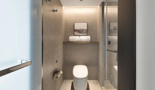 Executive Queen Room with River View