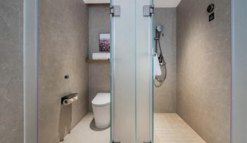 Premium Suite