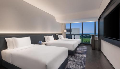 Premium Triple Room with Three Single Beds and Lake View