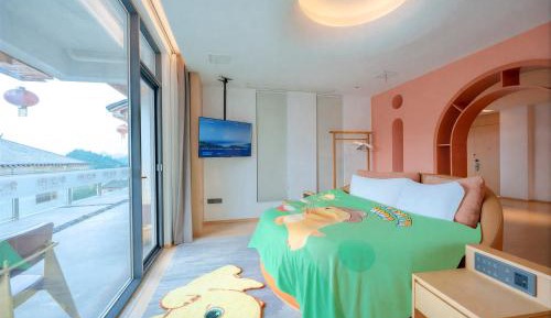 Family Room with Terrace