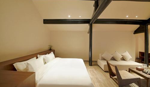 King Suite with Balcony
