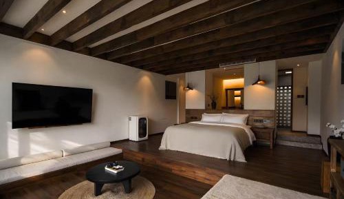Double Room with Mountain View