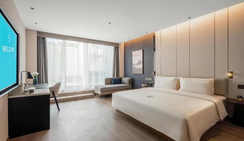 Superior Double Room with Balcony